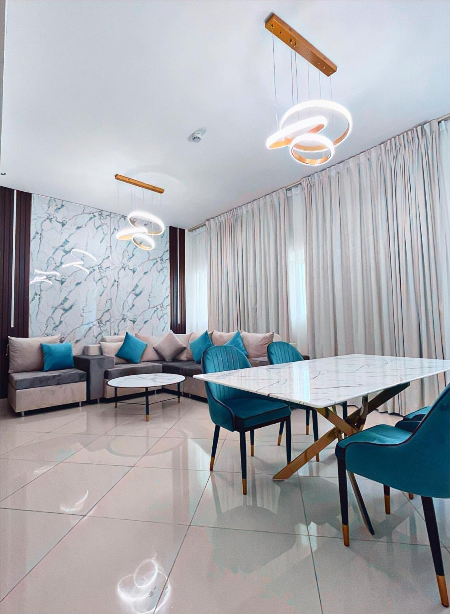 Jewellery Homes In Amwaj 4 With Direct Beach Access Dubai Esterno foto